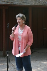 Deborah Hunt (singing)
